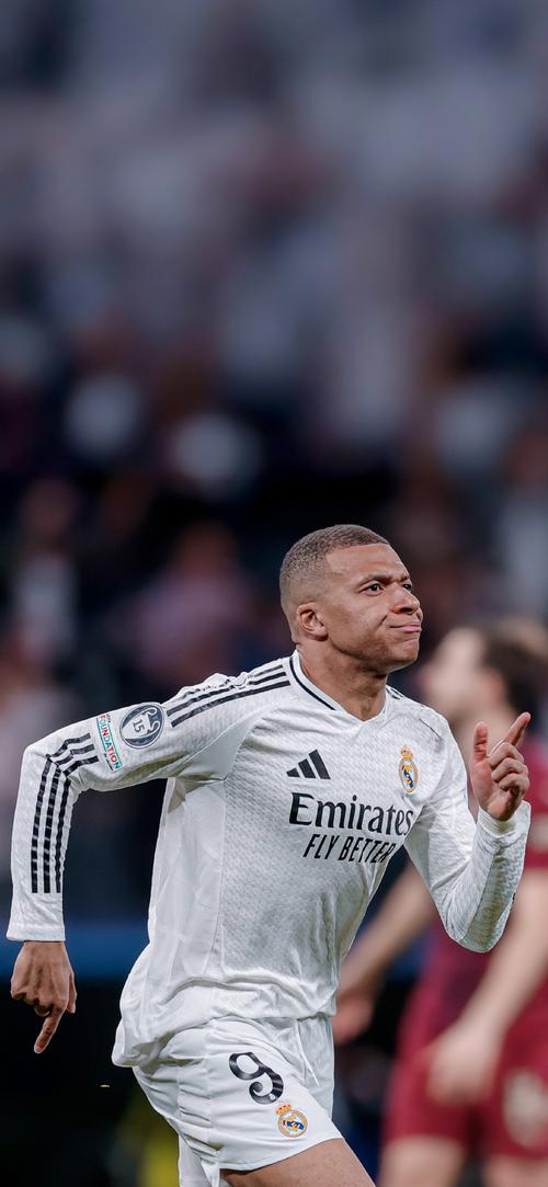 LPL国一上单风评爆炸！冠军教练怒喷369是混子，耽误JKL职业生涯