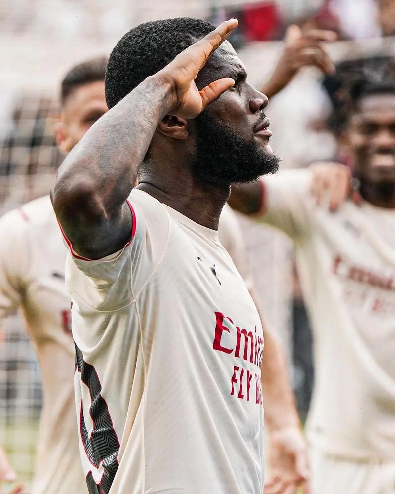 12年前全网围观他被绿，结果他却开口安利：大唐无双有八个职业！