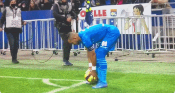 Icon回应辩论争议：我并没有恶意，她说我是猪头焖子