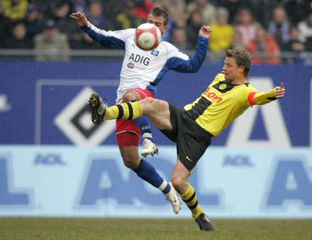 英超3连平！曼联2-2战平保级队：谢什科梅开二度 海文倒霉蛋