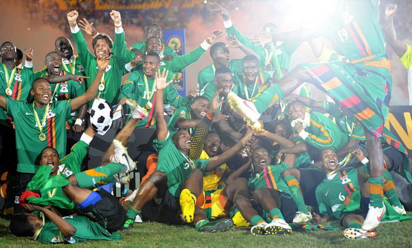 门兴格拉德巴赫4-0大胜奥格斯堡