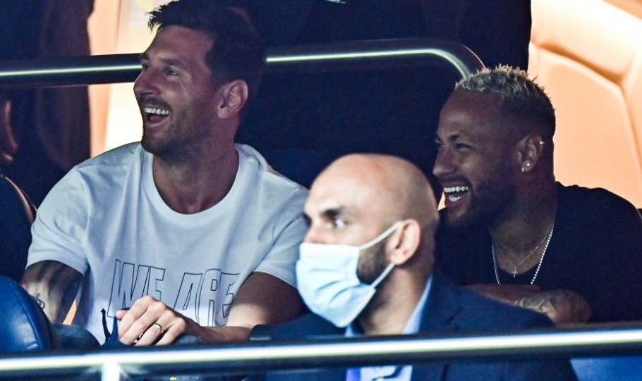 《以闪亮之名》3.0升级版全新傀儡之章版本今日开启，瓦解操纵，悸动新生！